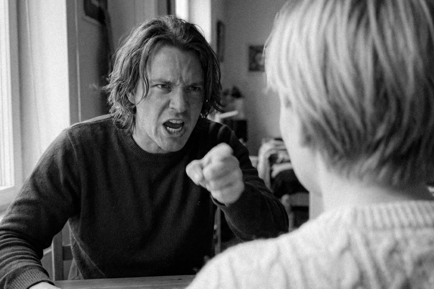 The Tongue Trick To Help You Stop Yelling At Your Partner And Talk It Out