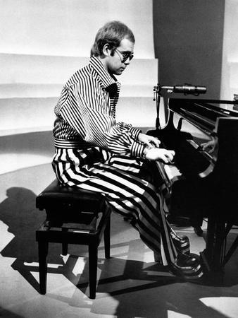 Your Song Elton John - musical brilliance